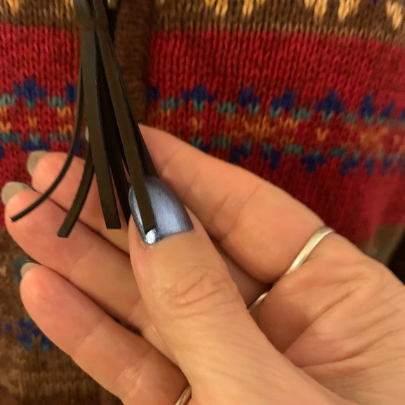 Classic Elements Petite Zipper Sweater - Picture 2 of 16